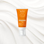 Avène - Protector Solar Antiedad Piel Sensible  - Alta Protección para Pieles Sensibles